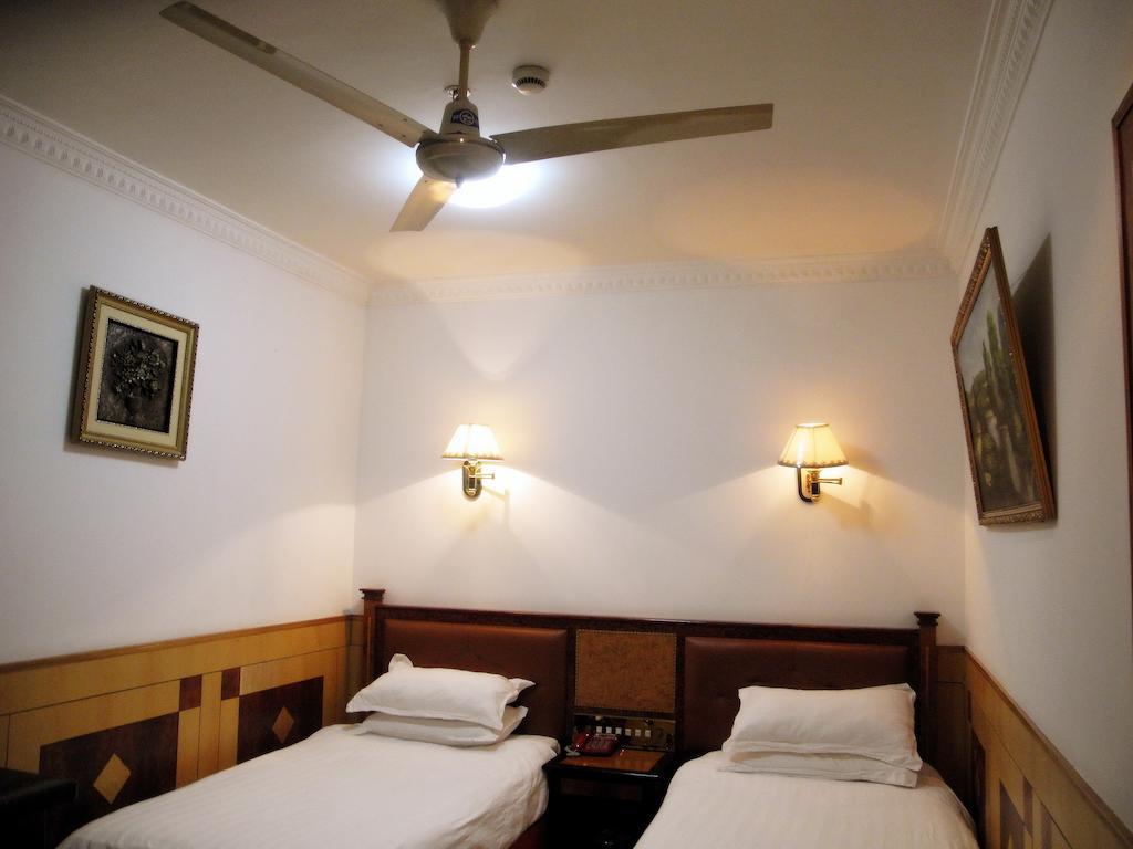 Shanghai Lianbang Hotel Exterior photo